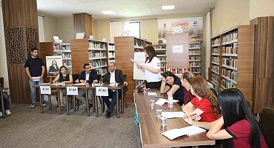 Gençlik Evi'nde fikirler yarıştı
