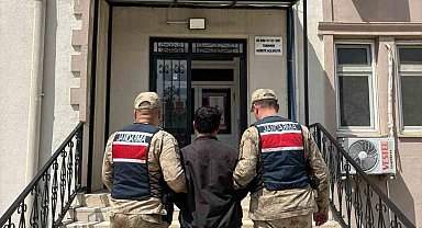 Hırsızlık suçundan aranan şahıs yakalandı
