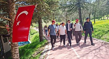 Hisarcık MYO öğrencileri Gölcük Yaylasında doğa yürüyüşüne katıldı