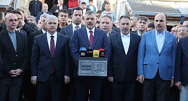 İçişleri Bakanı Çiftçi bayram namazını Konya'da kıldı