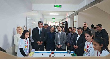 Koçak Ortaokulu'nda bilim fuarı yoğun ilgi gördü