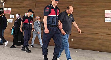 Kredi kartı çalıp harcama yapan şüpheliler yakalandı