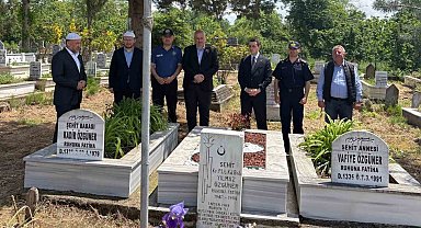 Kurban Bayramı'nda şehitler kabirleri başında anıldı