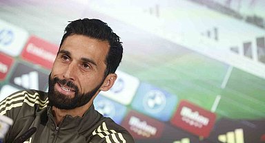 Real Madrid Teknik Direktörü Alvaro Arbeloa görevini bırakacağını açıkladı