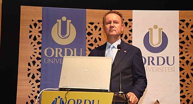 Rektör Baş: "Hemşirelik artık yapay zeka ve dijital sağlık sistemleriyle bilimsel bir arenaya dönüştü"