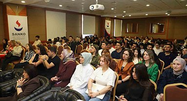SANKO Üniversitesi'nde "geçmişten günümüze hemşirelikte değerler sempozyumu" düzenlendi