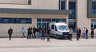 Selektör yapma nedeniyle çıkan tartışmada öldürülen 3 kişinin cenazeleri teslim alındı