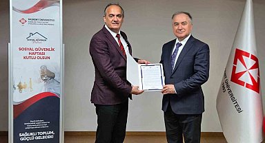 SGK'dan Başkent Üniversitesi Adana Dr. Turgut Noyan Uygulama ve Araştırma Merkezi'ne teşekkür belgesi