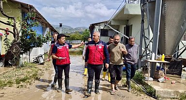 Su baskınlarında zarar gören tarım arazilerinde hasar tespit çalışmaları gerçekleştiriliyor