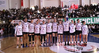 Turgutlu Belediyespor Kırklareli'nde avantajı kaptı