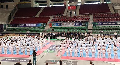 4 ülkeden gelen 180 sporcu, Bursa'daki Kyokushin Kupası'nda buluştu