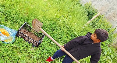 Ağrı'da anasınıfı öğrencileri kompost yapımını uygulamalı öğrendi
