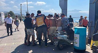 Alanya'da denizde boğulma tehlikesi geçiren yaşlı adam hastaneye kaldırıldı