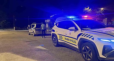 Alkollü yakalanan sürücü 'alkollü değilim' diyerek kendini savundu