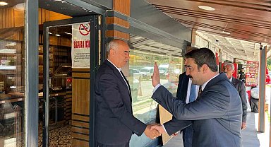 Arpaçay Kaymakamı Muhammed Burak Akköz vatandaşlarla vedalaştı