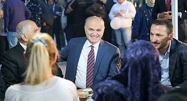 Başkan Özlü "Biz zor olana talibiz, kalıcı işler yapıyoruz"