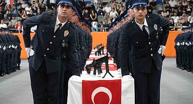 Bayburt'ta 342 polis adayı mezuniyet sevinci yaşadı