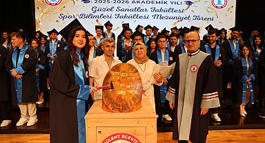 BEUN'da mezuniyet sevinci; Güzel Sanatlar ve Spor Bilimleri Fakülteleri yeni mezunlarını verdi
