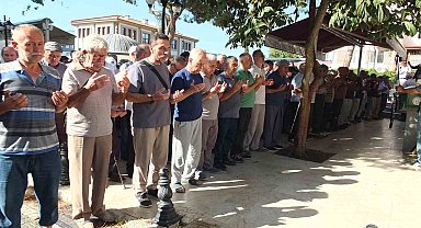 Burhaniye'de Gazeteci Şenol Torlak hayatını kaybetti