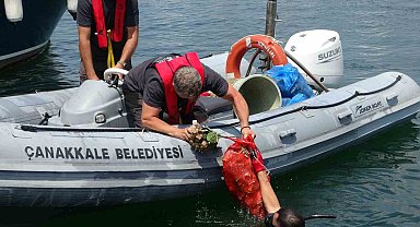 Çanakkale Yat Limanı'nda yüzey ve dip temizliği