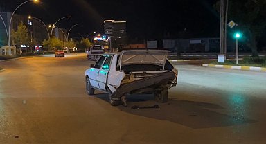 Çorum'da kazaya karışan sürücü aracını bırakıp kaçtı