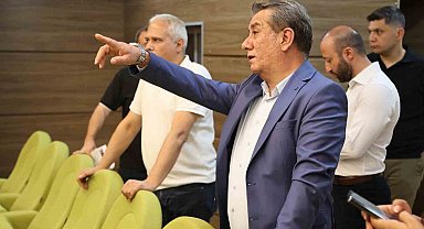 Efeler Belediyesi Muzaffer İzgü Salonu yeni yüzüyle sanatseverleri bekliyor