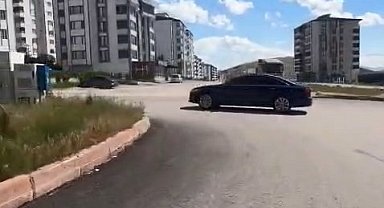 Elazığ'da sürücü plakasını kapatarak drift yaptı