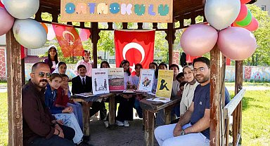 Eleşkirt'te öğrenciler okudukları kitapları sanatla anlattı