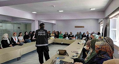 Erzincan'da 7 bin 288 kişiye uyuşturucuyla mücadele eğitimi verildi