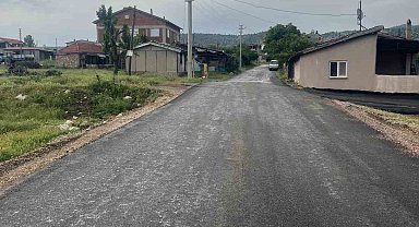 Gediz'in Aşıkpaşa ve Yeşilova köylerinde sıcak asfalt sevinci