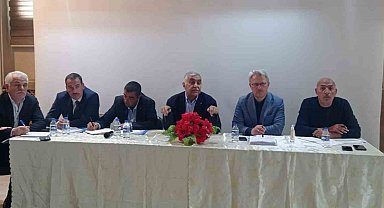 Genel Sekreter Aynalı, Tekman'da muhtarları dinledi