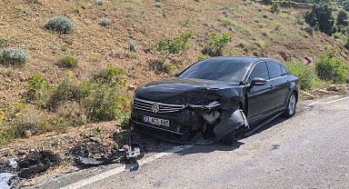 Gercüş'te otomobiller kafa kafaya çarpıştı: 1 yaralı