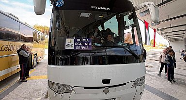 Gölcük Belediyesinin ücretsiz seferlerinden 5 bini aşkın üniversiteli yararlandı