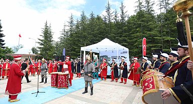 İnegöl Fatihi Turgut Alp kabri başında anıldı
