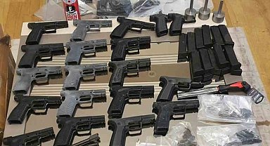 İzmir'de suç örgütlerine operasyon: 38 gözaltı