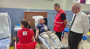 Karesi'de 'Kanpanya' ile eğitimciler kan bağışını yaptı
