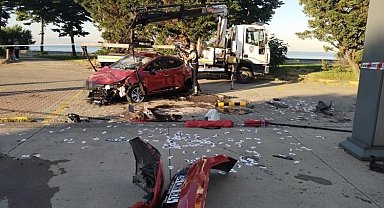 Kartal'da kontrolden çıkan araç takla attı: 1 yaralı