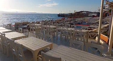 Kınalıada'da kıyı işgali gerginliği: Resmi uyarılara rağmen masa ve sandalyeler yeniden konuldu