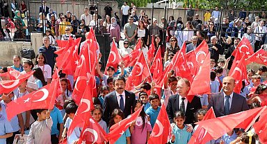Kırşehir'de 40 bin 376 öğrenci karne heyecanı yaşadı