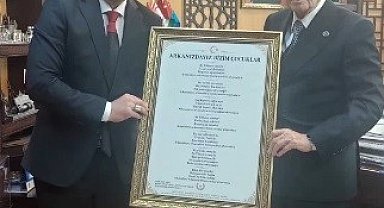 Milli takıma milli eser; MHP Lideri Devlet Bahçeli'nin isteğiyle hazırlandı