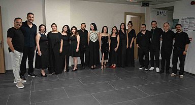 Öğretmenler sahneye çıktı, Alaşehir tek ses oldu
