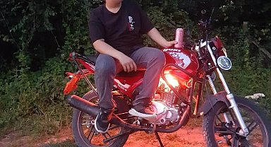 Otomobille çarpışan motosikletin sürücüsü yaşam mücadelesini kaybetti