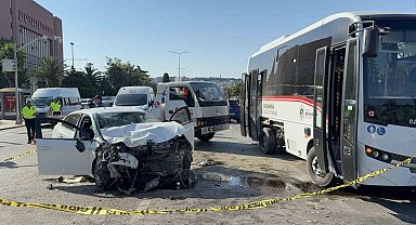 Samsun'da otomobil ile halk otobüsü çarpıştı: 7 yaralı