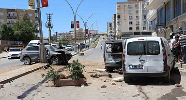 Şırnak'ta zincirleme trafik kazası: 4 yaralı