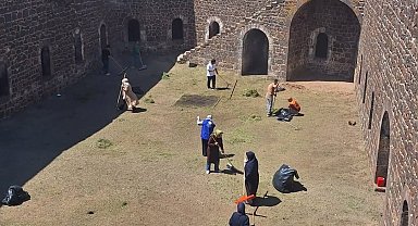 Tabyalarda örnek hizmet
