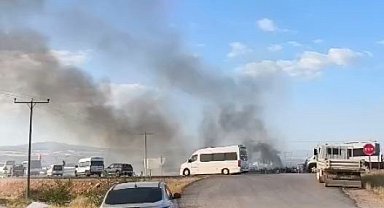 Tarım işçilerinin yaktığı otlar paniğe neden oldu