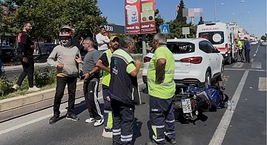Tekirdağ'da motosiklet yayaya yol veren araca çarptı