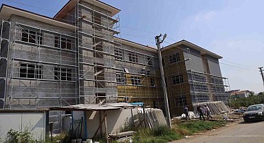 Turgut Özal Anadolu Lisesi inşaatında inceleme