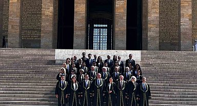 Uyuşmazlık Mahkemesi Başkanı Güleç, Anıtkabir'i ziyaret etti