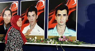 15 Temmuz şehidinin annesi: "Ben evlatsız yaşarım ama vatansız yaşayamam"